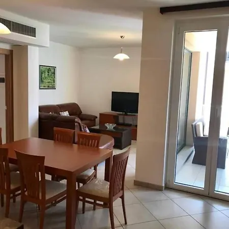Apartment 2 Bedroom Golfo Gabella Maccagno