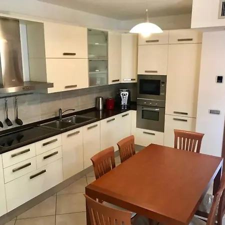 2 Bedroom Golfo Gabella